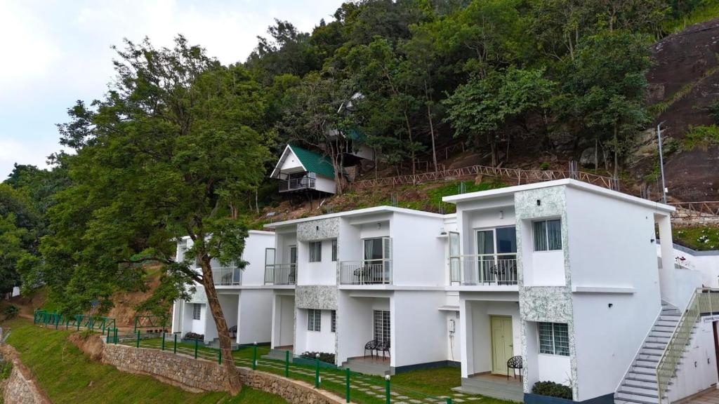 Rock N Brook Resort