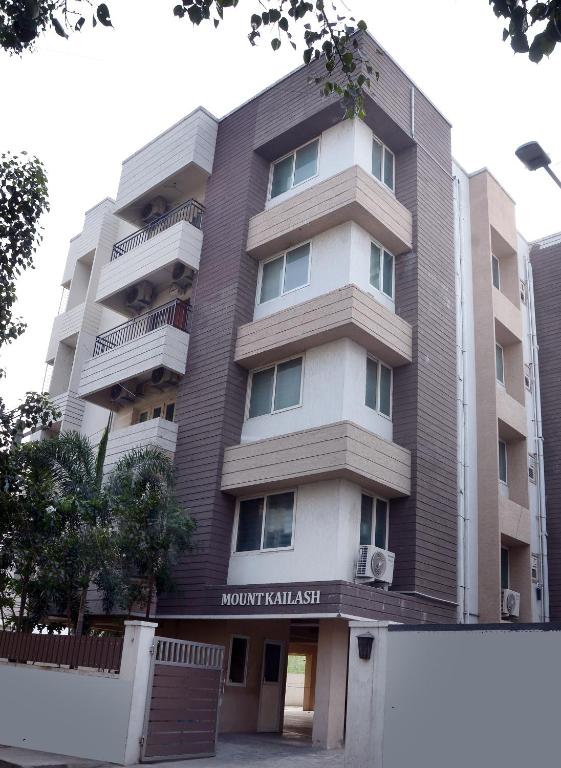 Mount Kailash Suites Saidapet