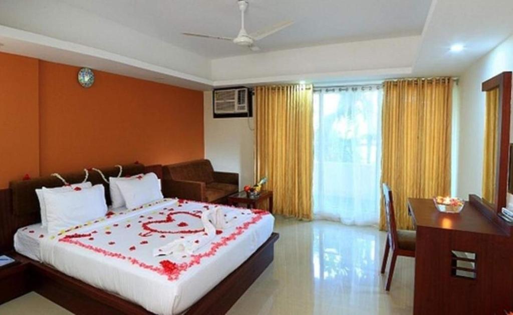 Royal Grand Room