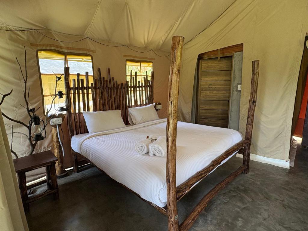 Safari Tent