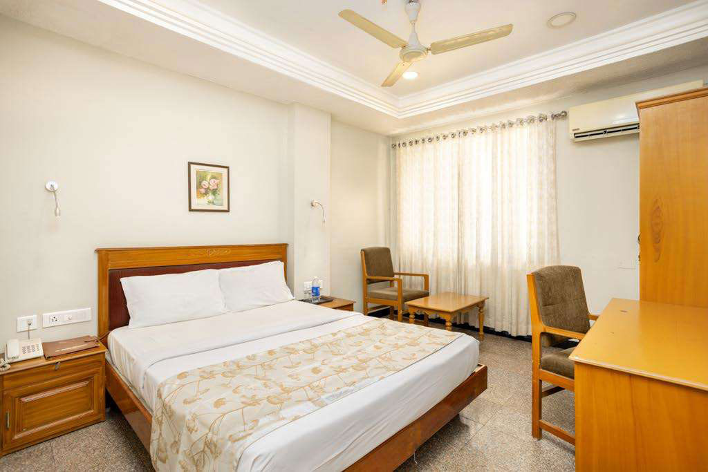 Deluxe Double AC