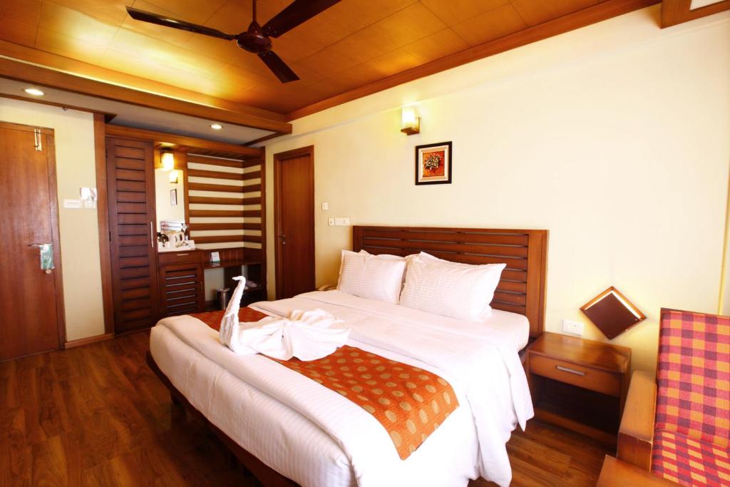 Elegance Double Room