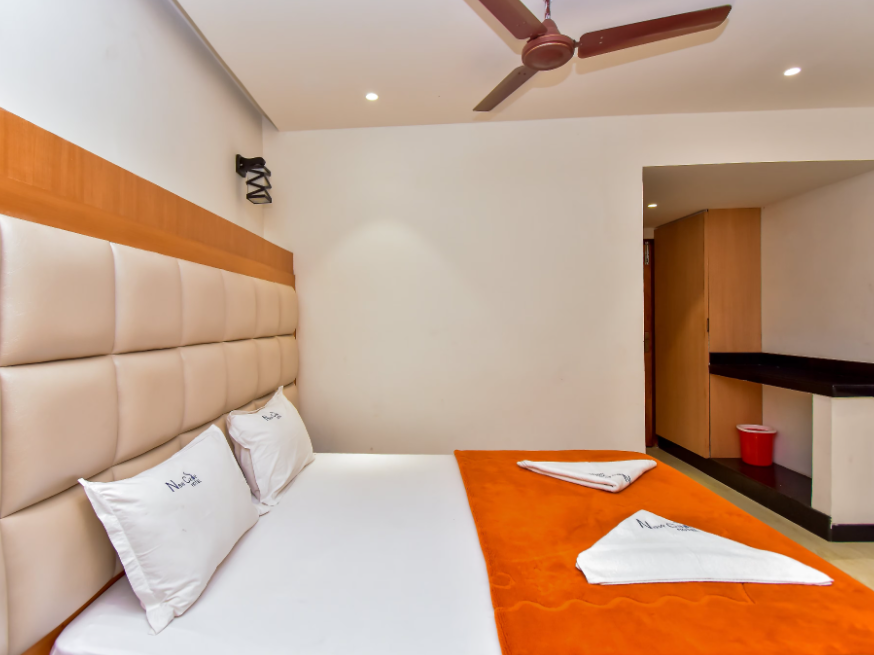 Deluxe Double Ac Room