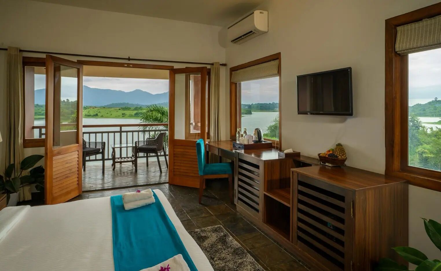 Sky Villa Lake View