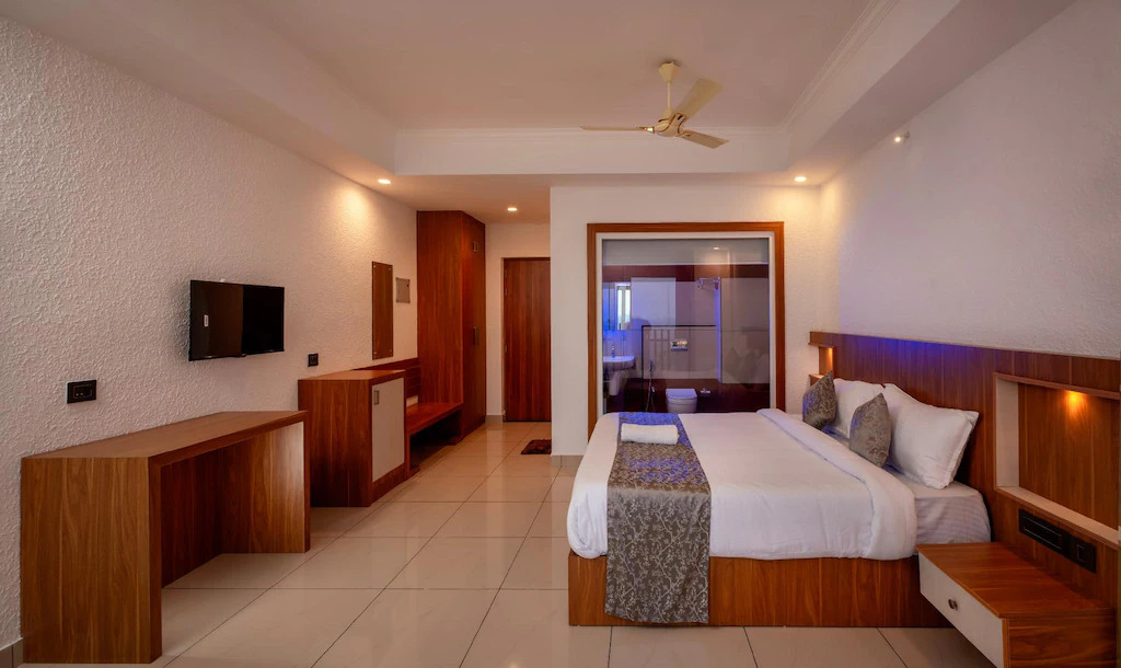 Deluxe Room with Balcony
