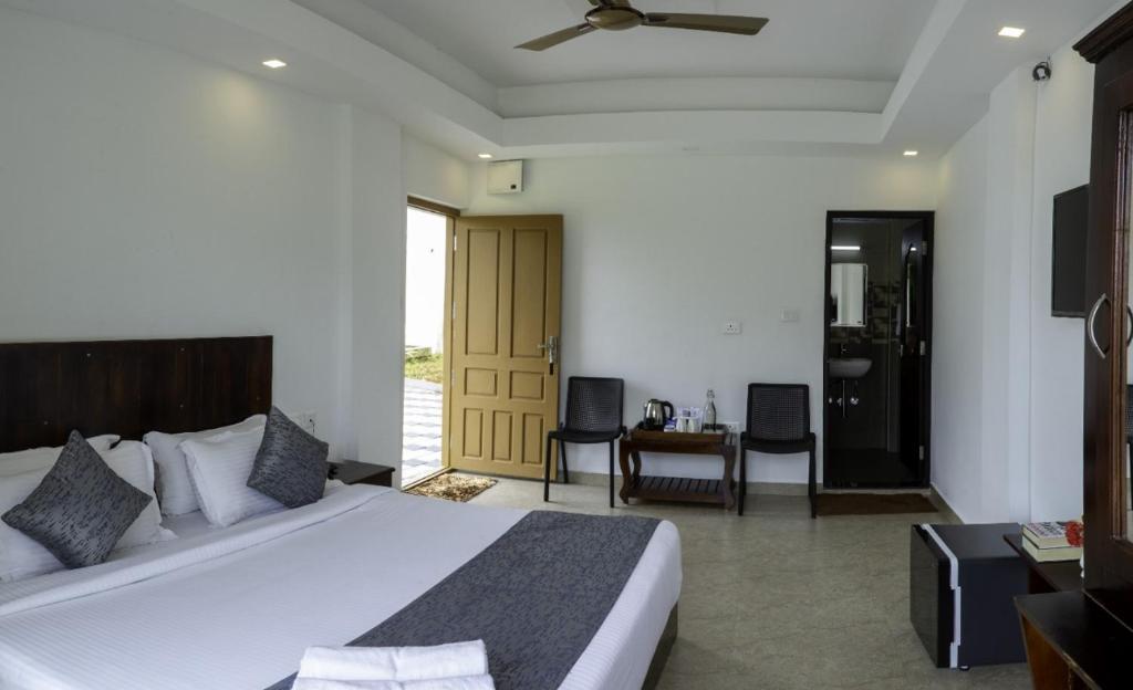 Superior Ac Room