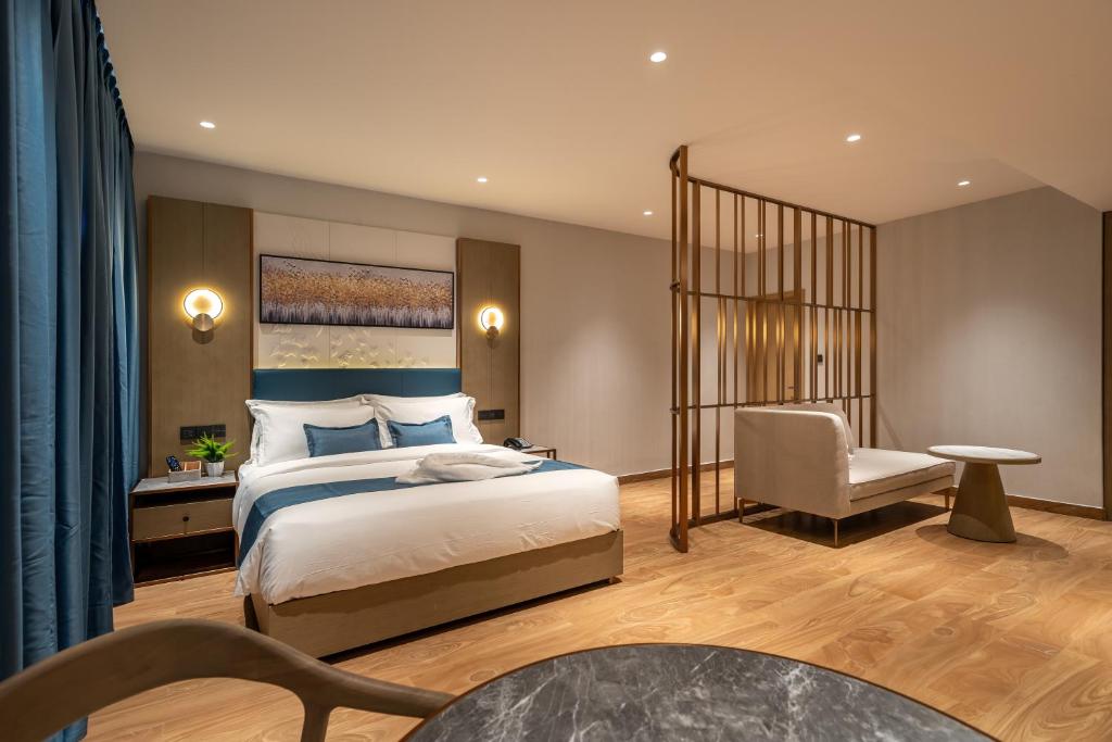 Copper Suite Double Room
