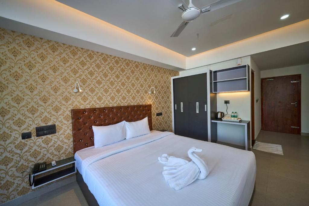 Deluxe  AC Double Room
