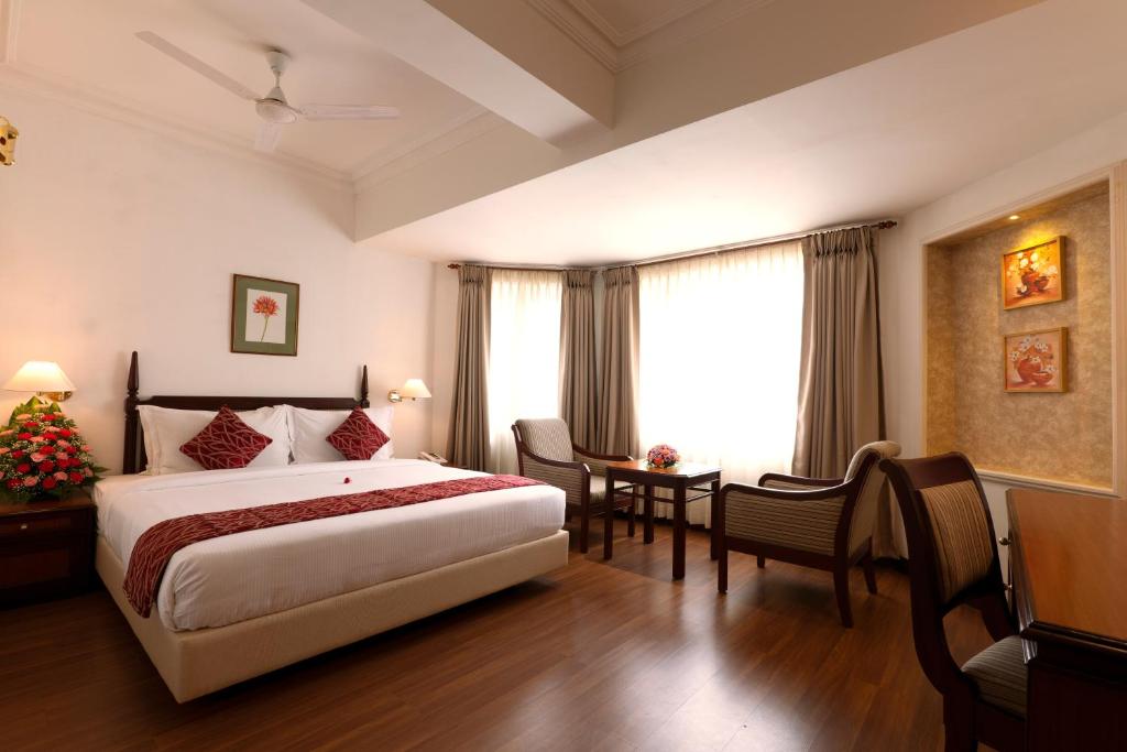 Deluxe Mountain View Room